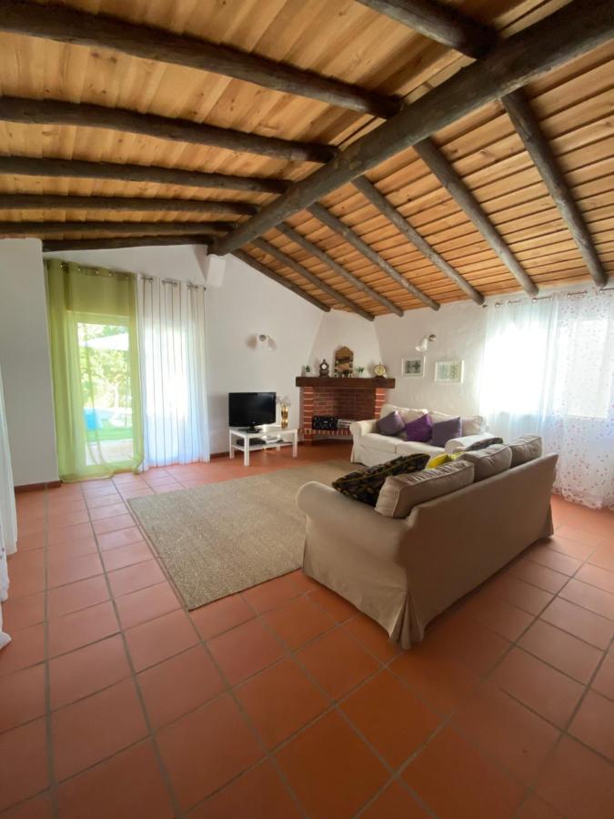 Monte Pedras - Villa Avis